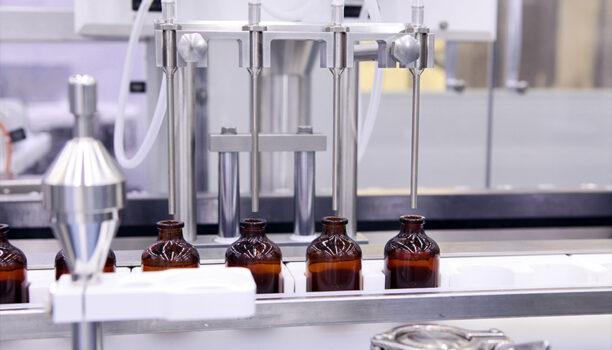 Obtenir une eau ultrapure pour fabriquer des solutions injectables