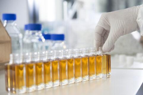 Skid de filtration : exemple pour la filtration stérilisante d’eaux florales